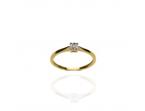 Złoty pierścionek zaręczynowy próby 0,585 z brylantem 0,015 ct
