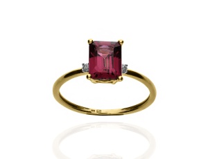 Złoty pierścionek próby 0,585 z rodolitem 1,08ct i brylantami 0,03ct