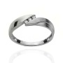 Pierścionek z białego złota próby 0,585 z brylantami 0,06 ct - 2