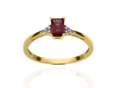 Złoty pierścionek próby 0,585 z rodolitem 0,63 ct i brylantami 0,036 ct