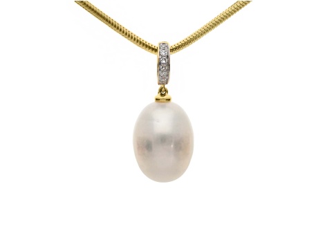 Złota zawieszka próby 0,585 z perłą i diamentami 0,02 ct