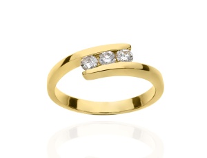 Złoty pierścionek próby 0,585 z brylantami 0,26 ct
